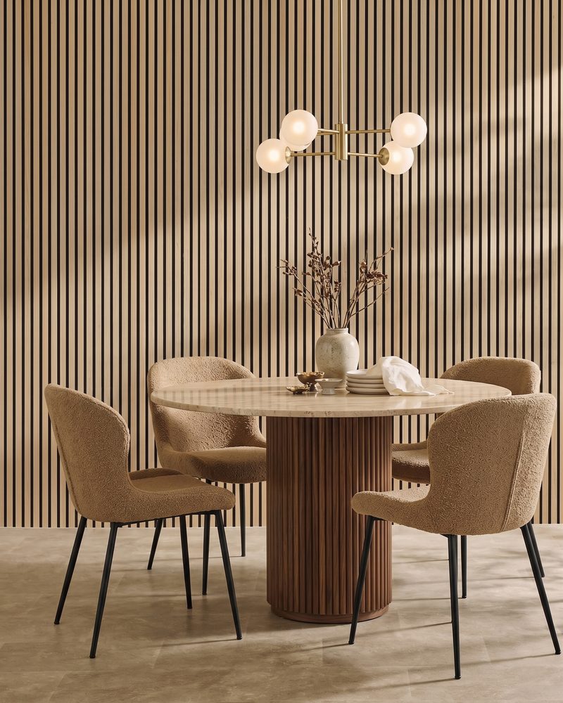 Paneles instalados en comedor